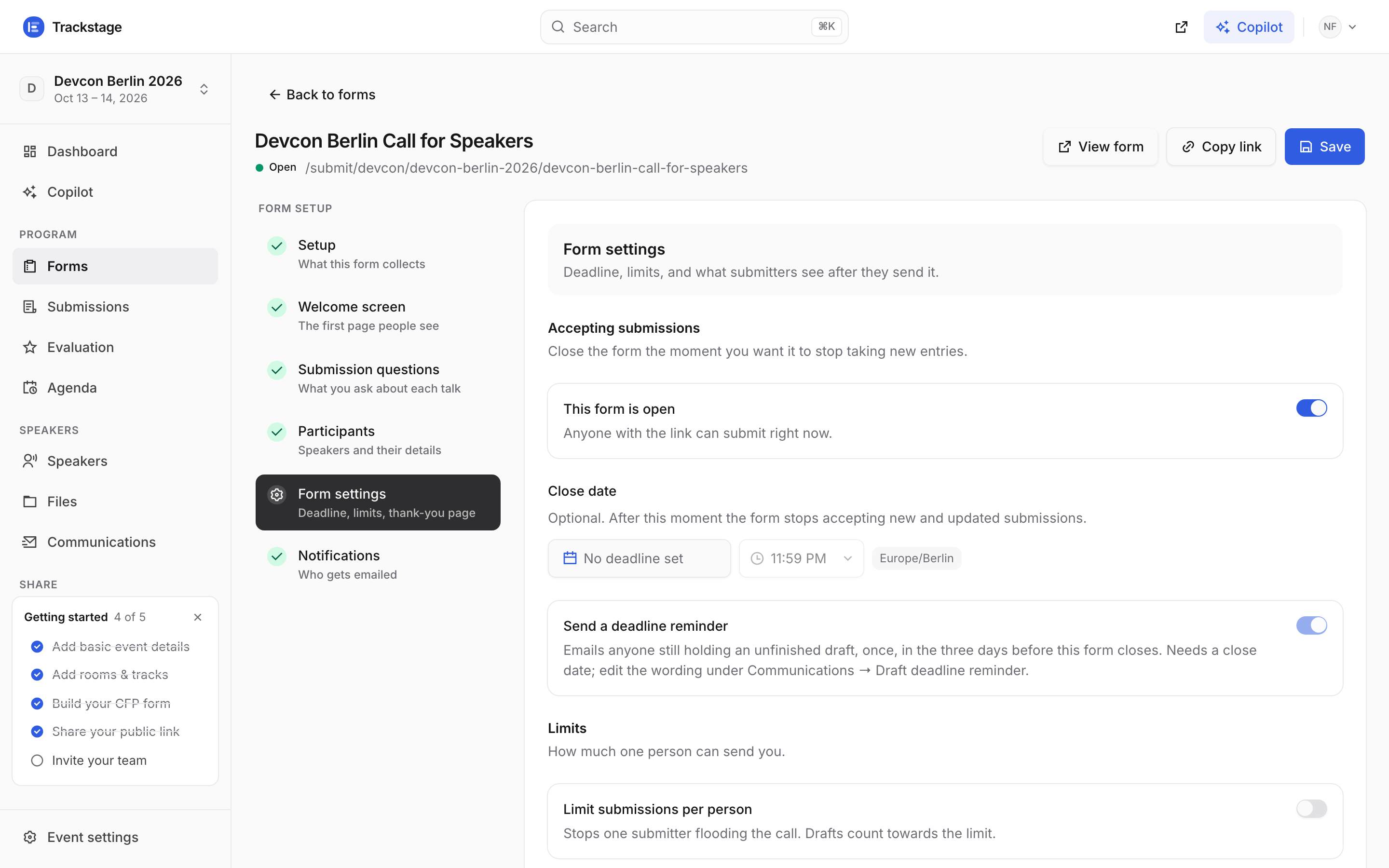 The Form settings step showing the close date, submission limits and thank-you page